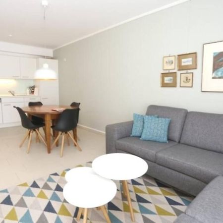 Large Family Retro Flat In City Center- Large Terrace & Garden View, Free Parking Luxembourg Eksteriør bilde